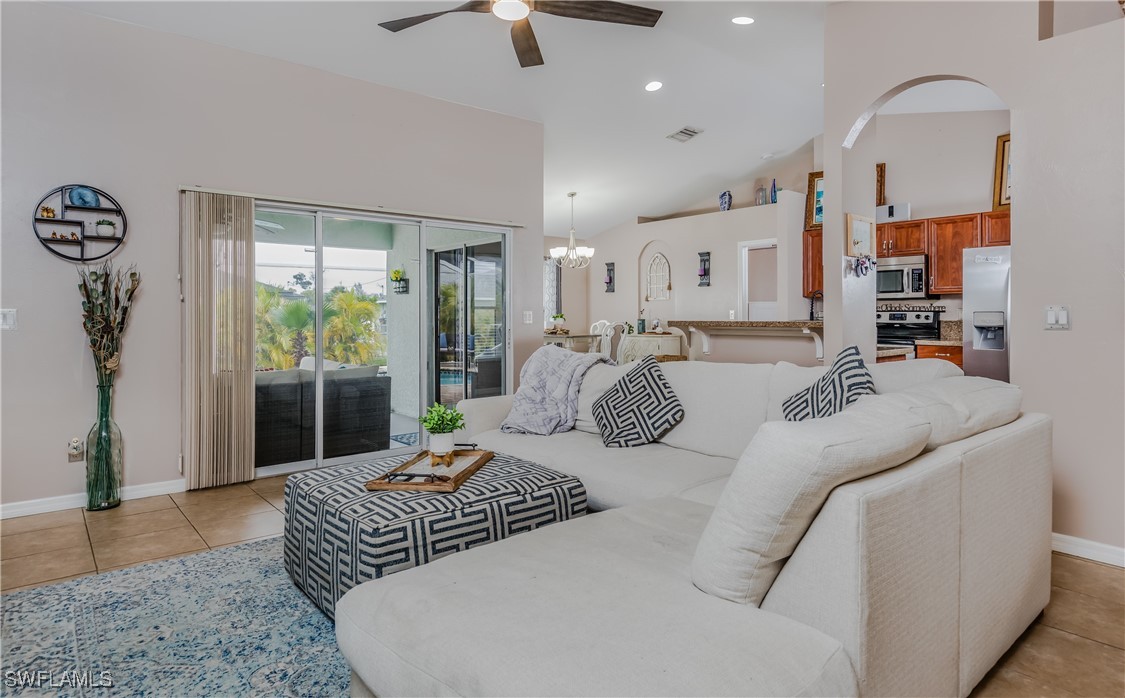 919 SW 33rd Street