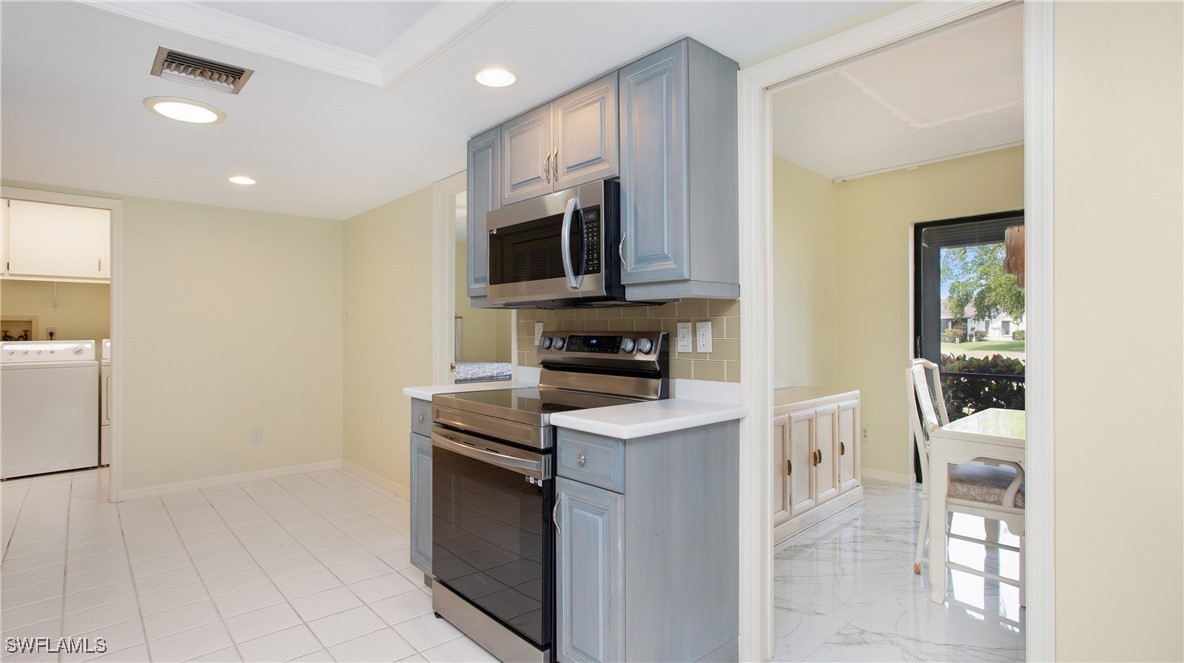319 Reynolds Court M12