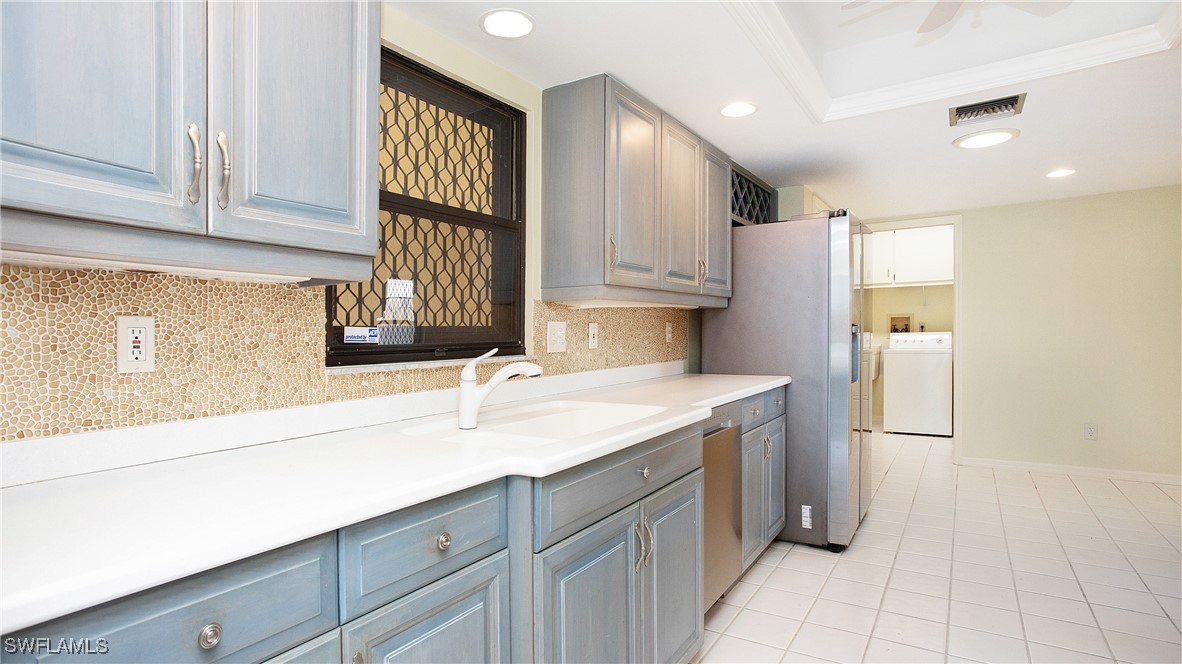 319 Reynolds Court M12