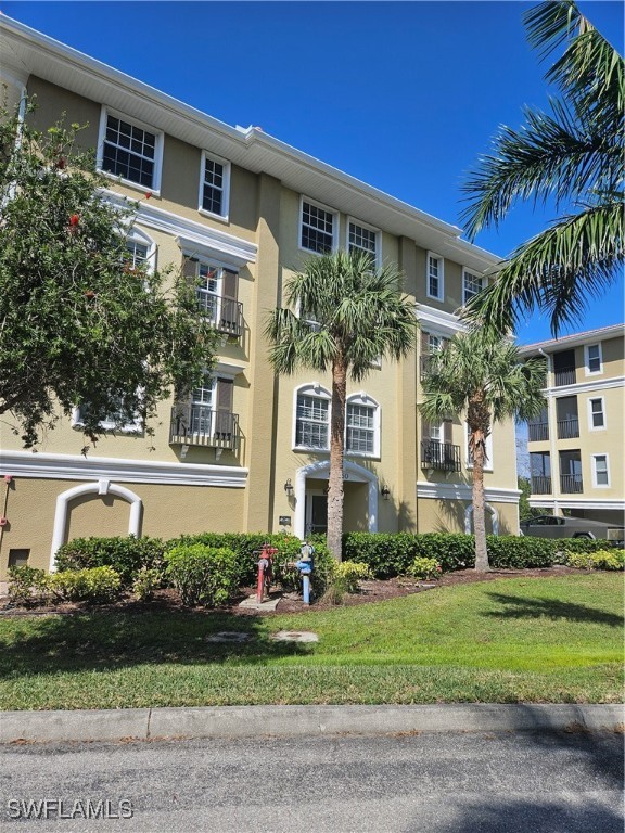 10060 Lake Cove Drive 202