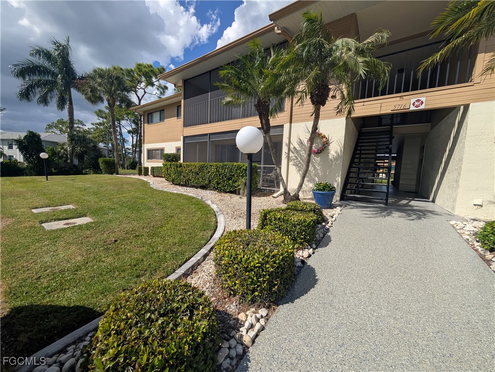 Photo 1 of 37 — 5716 Foxlake Drive 1, North Fort Myers, FL 33917