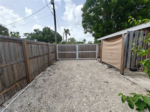 Tiny photo for 1016 Bayshore Avenue, Fort Myers, FL 33919 (MLS # 225059495)
