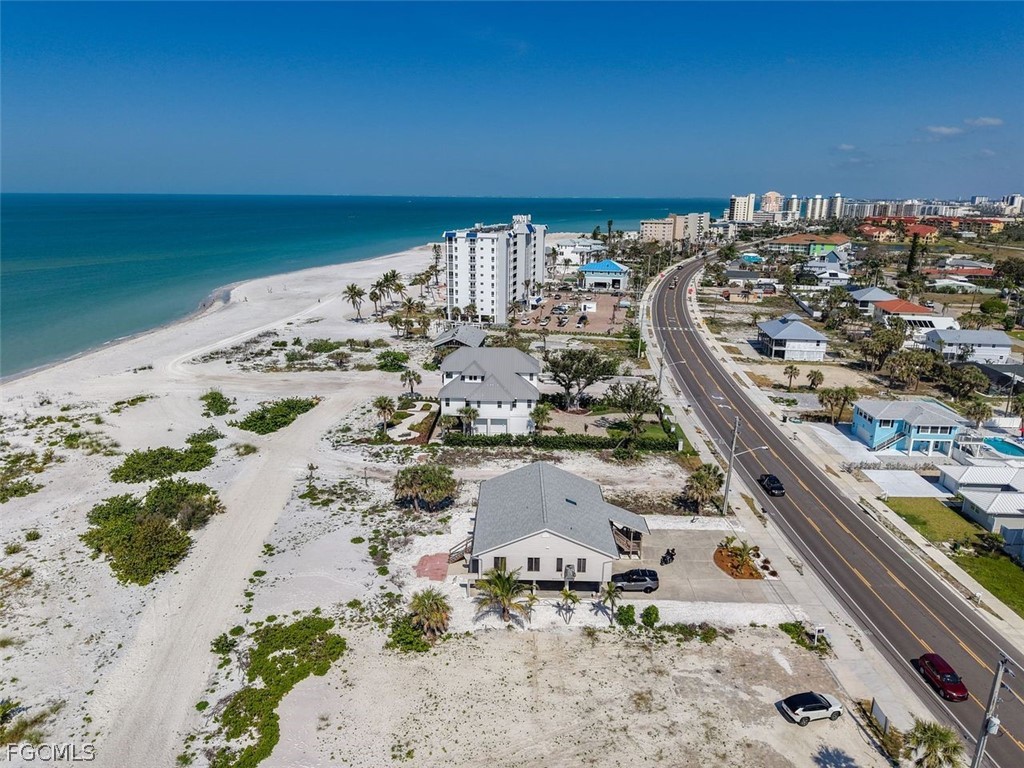 7986 Estero Boulevard