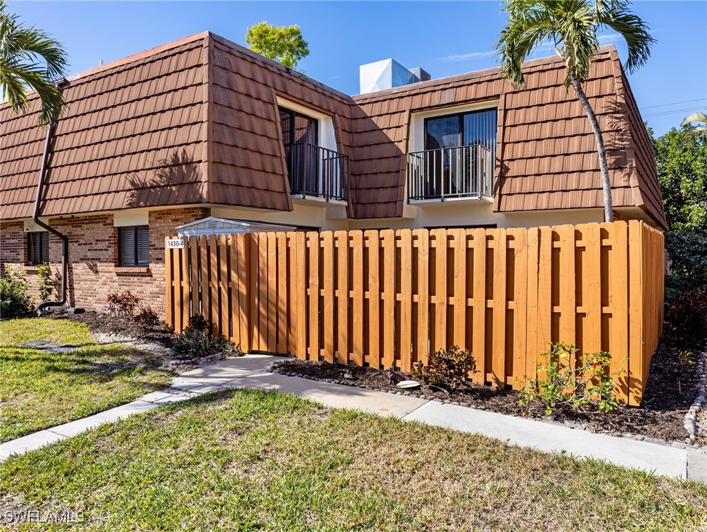 1430 Park Shore Circle 4