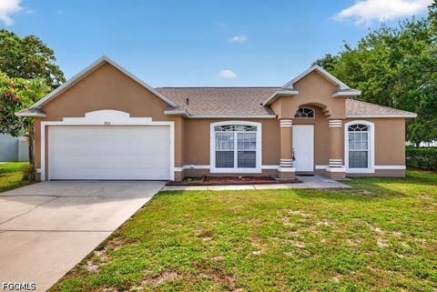 Photo of 903 SE 5th Avenue, Cape Coral, FL 33990 (MLS # 2026035716)