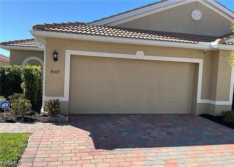 Photo of 4369 Dutchess Park Road, Fort Myers, FL 33916 (MLS # 2026018022)