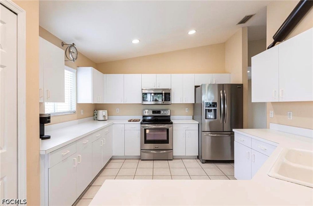 8451 Southbridge Drive 3