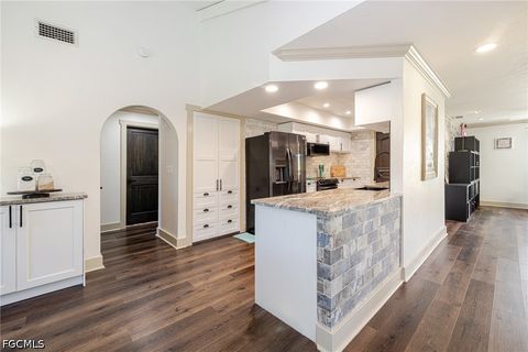 Tiny photo for 2507 LAKEVIEW Drive, Lehigh Acres, FL 33936 (MLS # 2026019996)