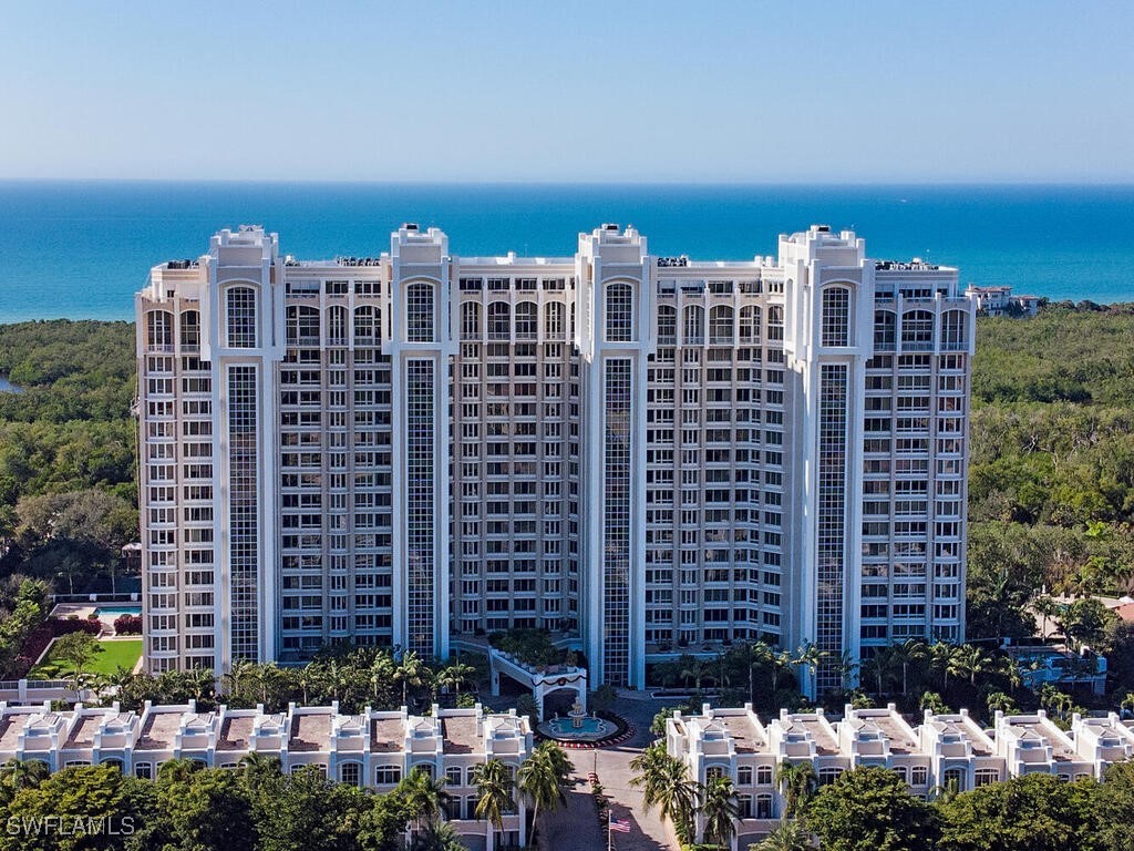 7117 PELICAN BAY Boulevard 1106