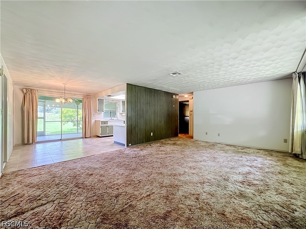 2901 Parkview Drive