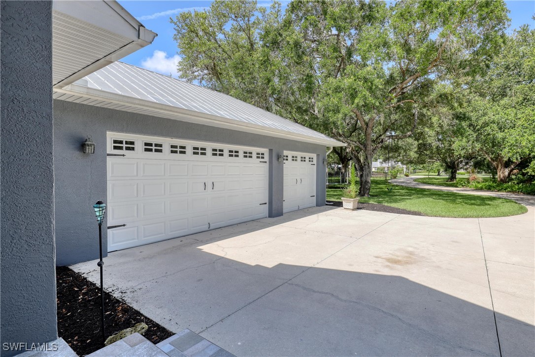 4701 Lone Pine Court