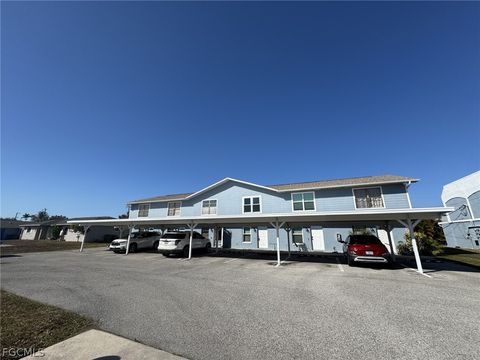 4520 SW 8th Place 4 Cape Coral FL 33914