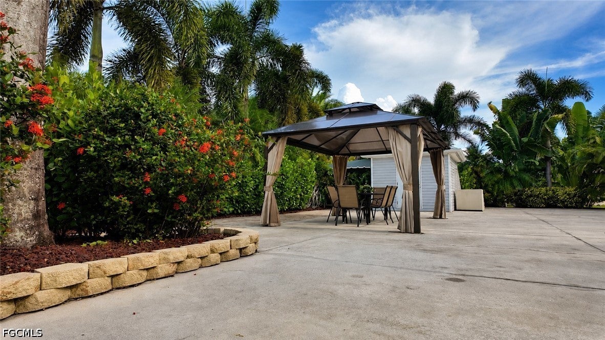10080 Stonewood Drive