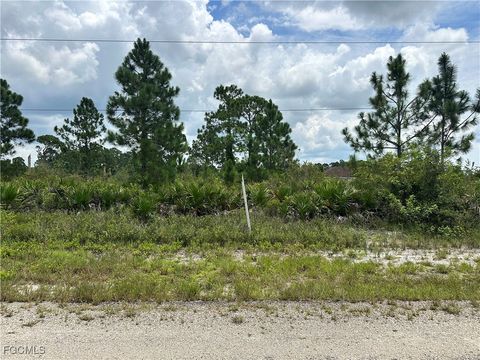 649 Ironwood Avenue S Lehigh Acres FL 33974