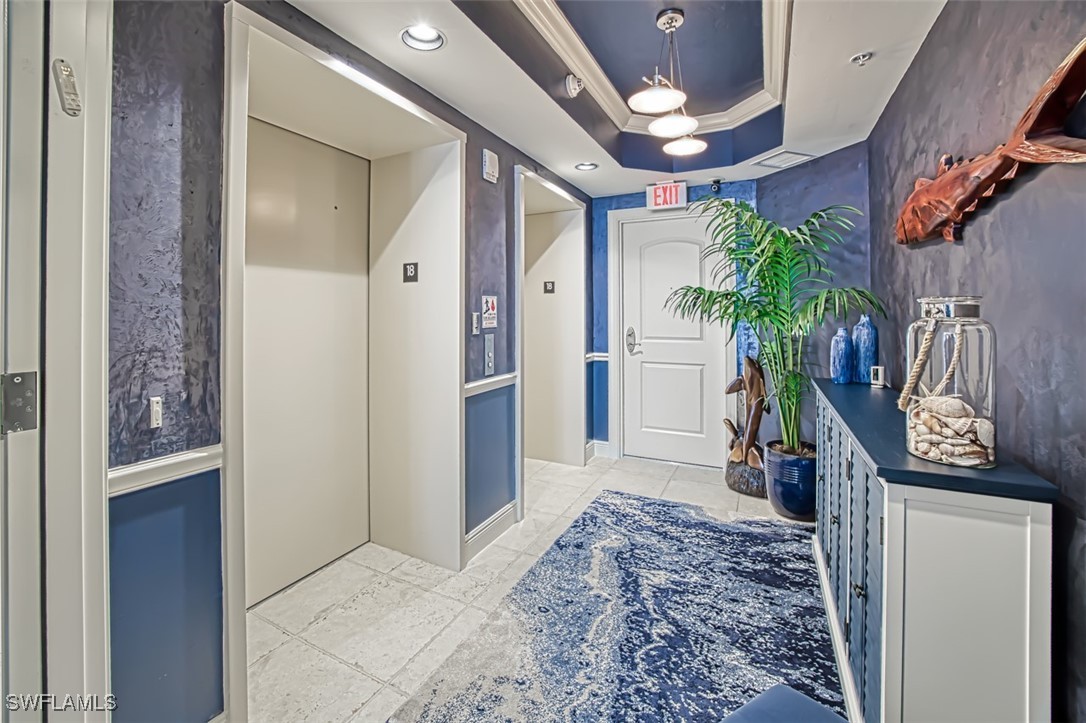 2090 W First Street 1809