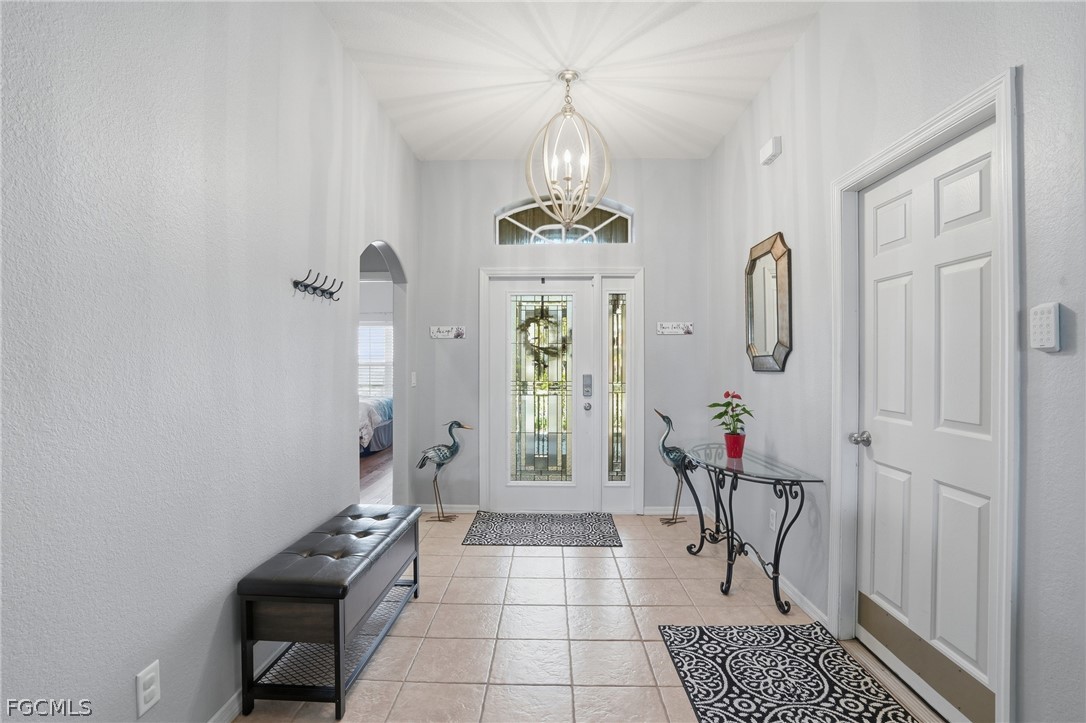 9729 Gladiolus Bulb Loop