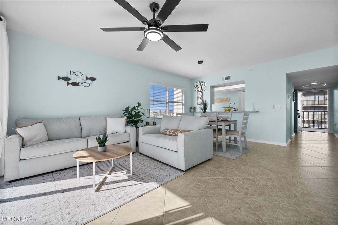4411 Bay Beach Lane 744