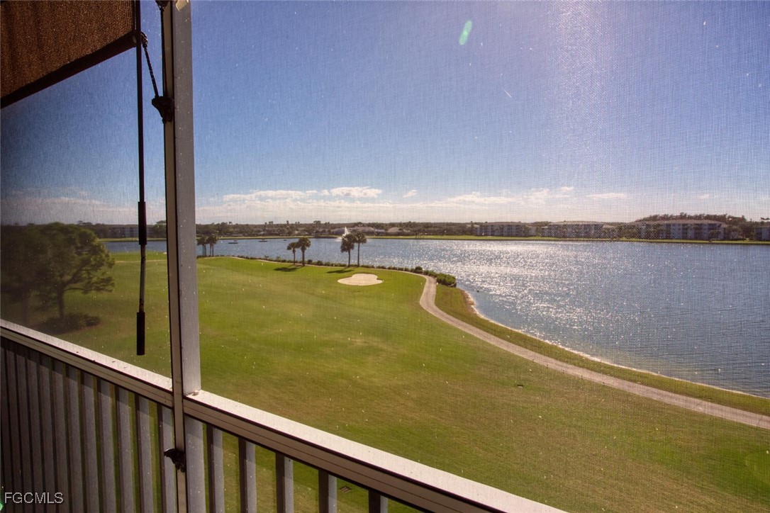 8056 Queen Palm Lane 644