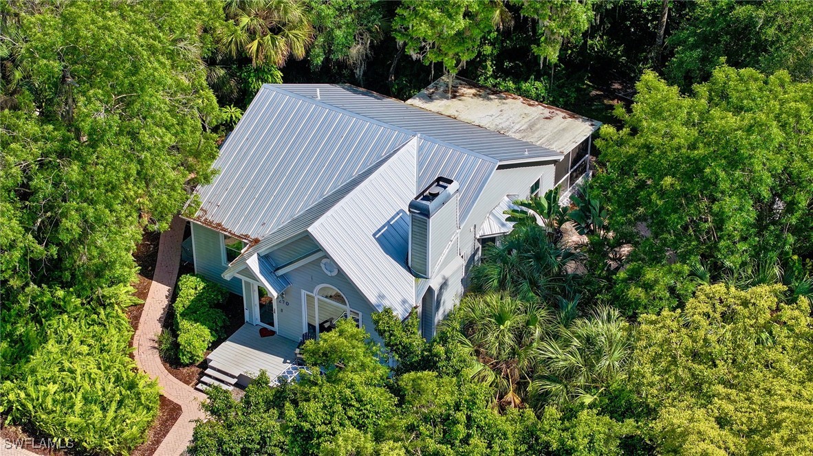 270 River Oaks Drive
