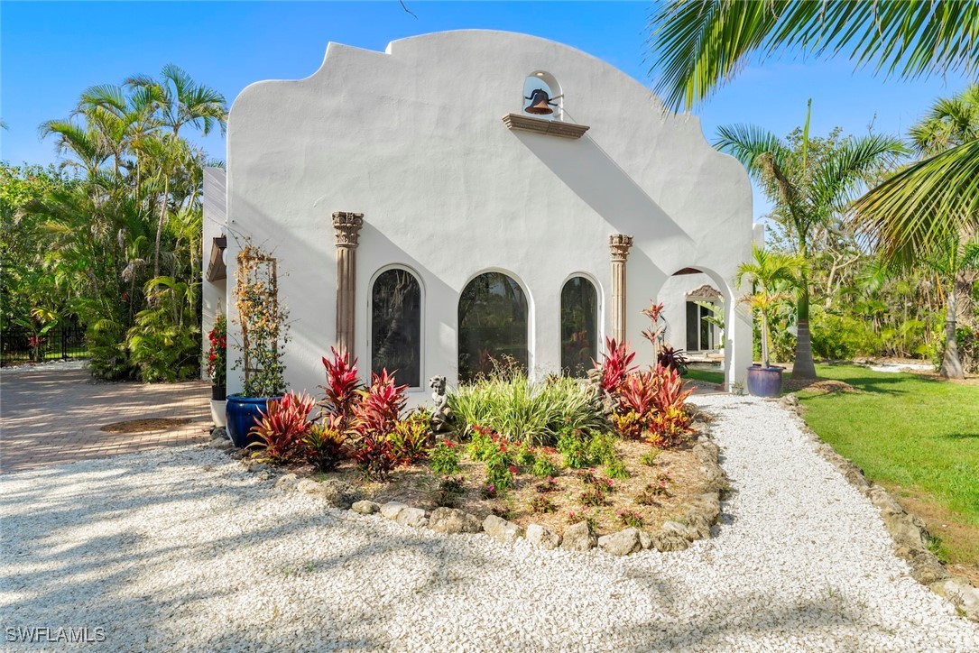 6180 Henderson Road