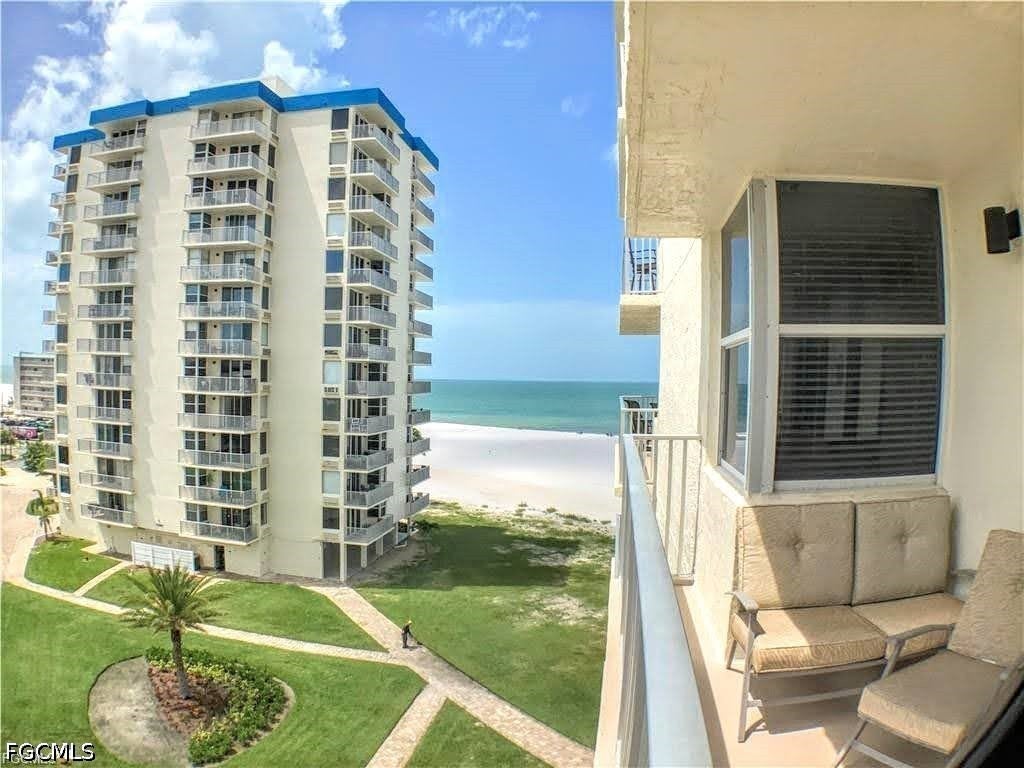 7330 Estero Boulevard 508