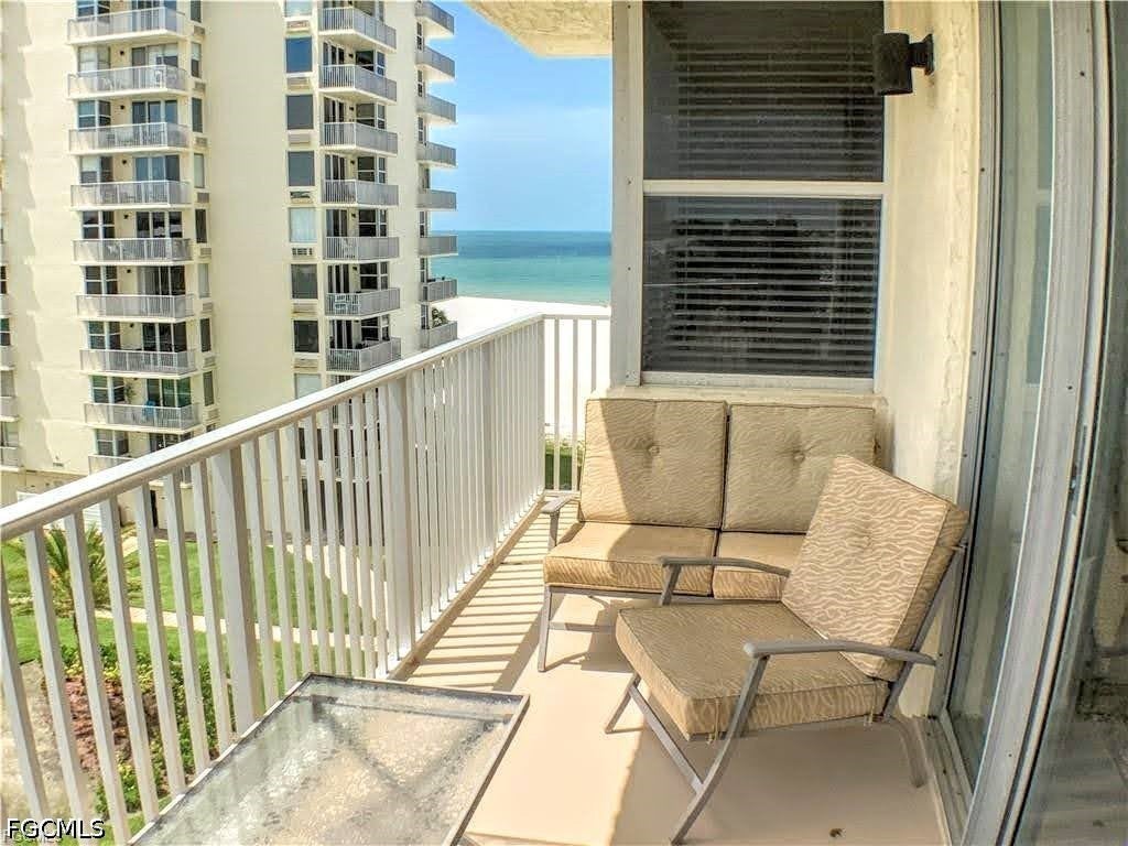 7330 Estero Boulevard 508