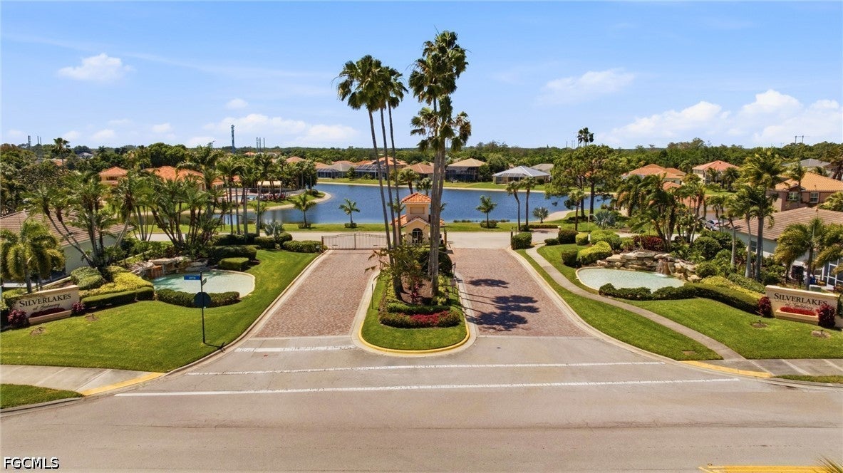 11117 Lakeland Circle