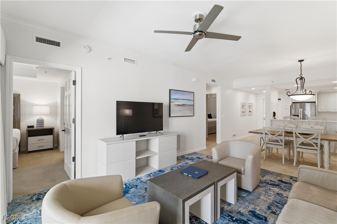 221 9th Street S 207