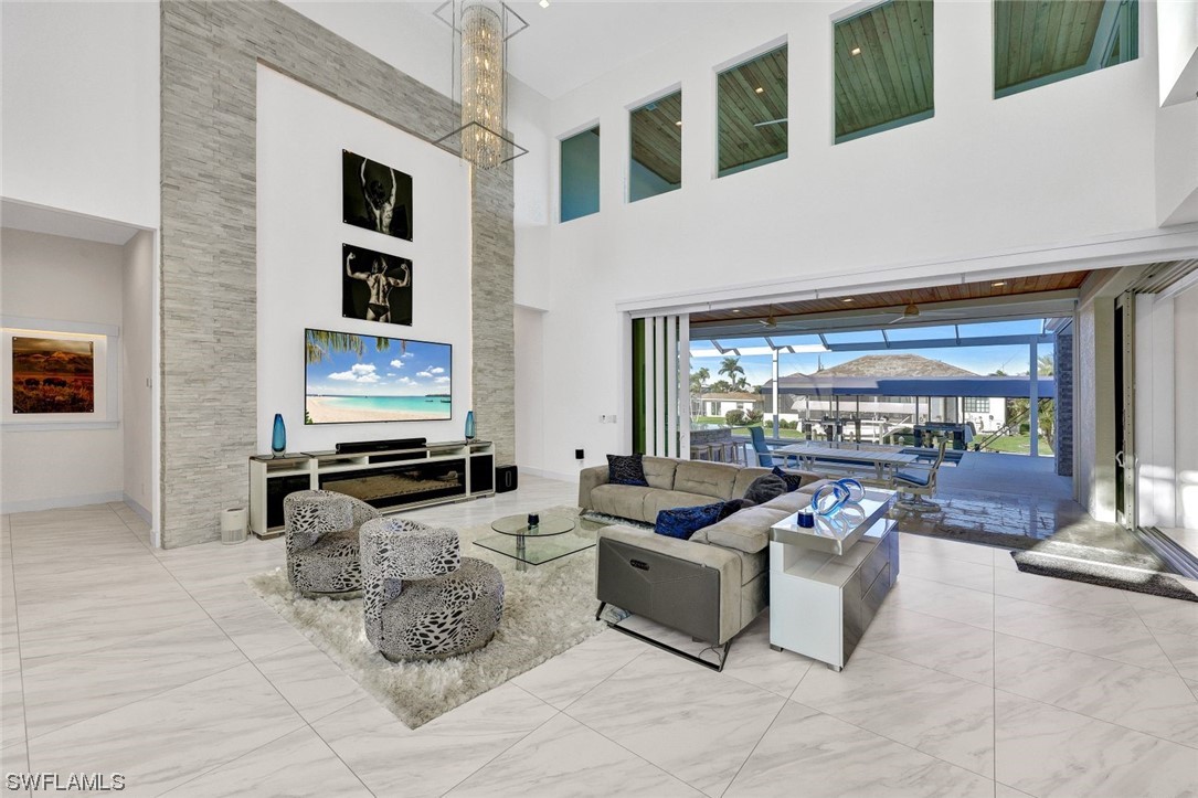 5610 De Soto Court