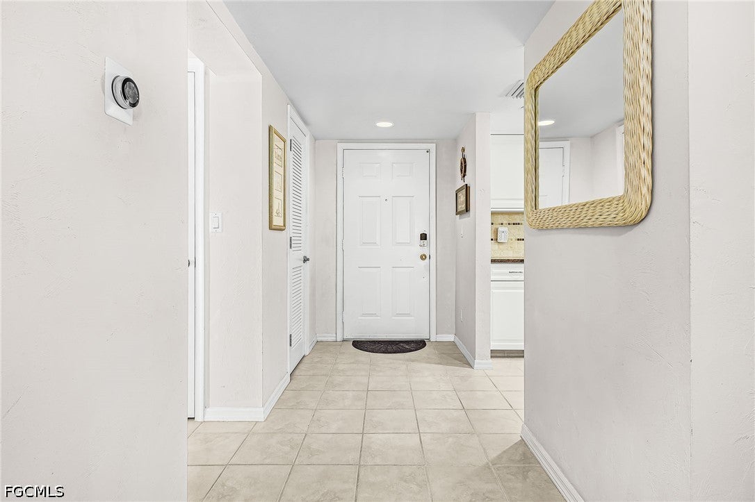 4571 Bay Beach Lane 473