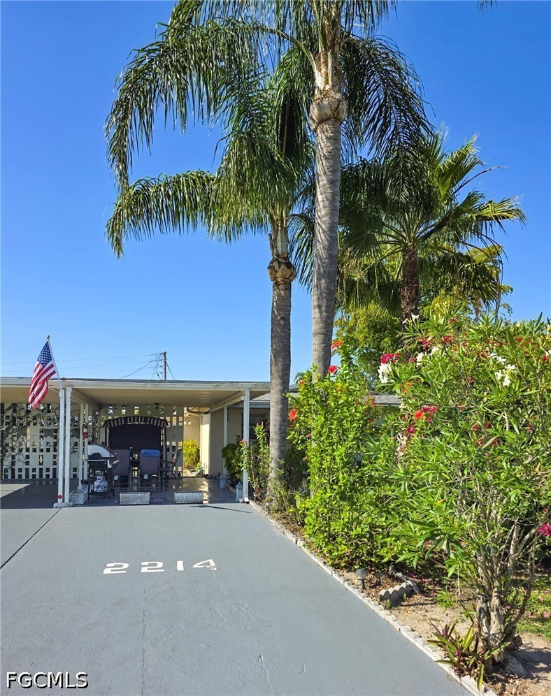 2214 Gladiola Drive