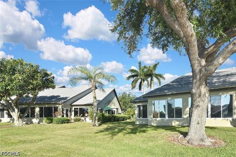 Tiny photo for 201 McGregor Park Circle #201, Fort Myers, FL 33908 (MLS # 2026018021)