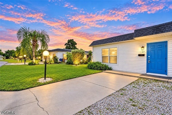 37 HAMLIN CT, LEHIGH ACRES, FL 33936 - Image 711ca6a7e8804c2350f2f9936f2d9bfc/2576150291