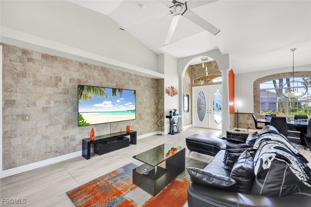 8596 Southwind Bay Circle