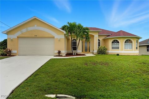 3908 15th Street SW Lehigh Acres FL 33976