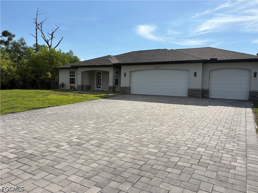 4602 NW 36th Place