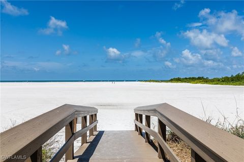 A home in MARCO ISLAND