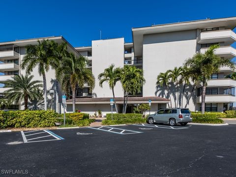 A home in MARCO ISLAND