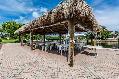 A home in MARCO ISLAND