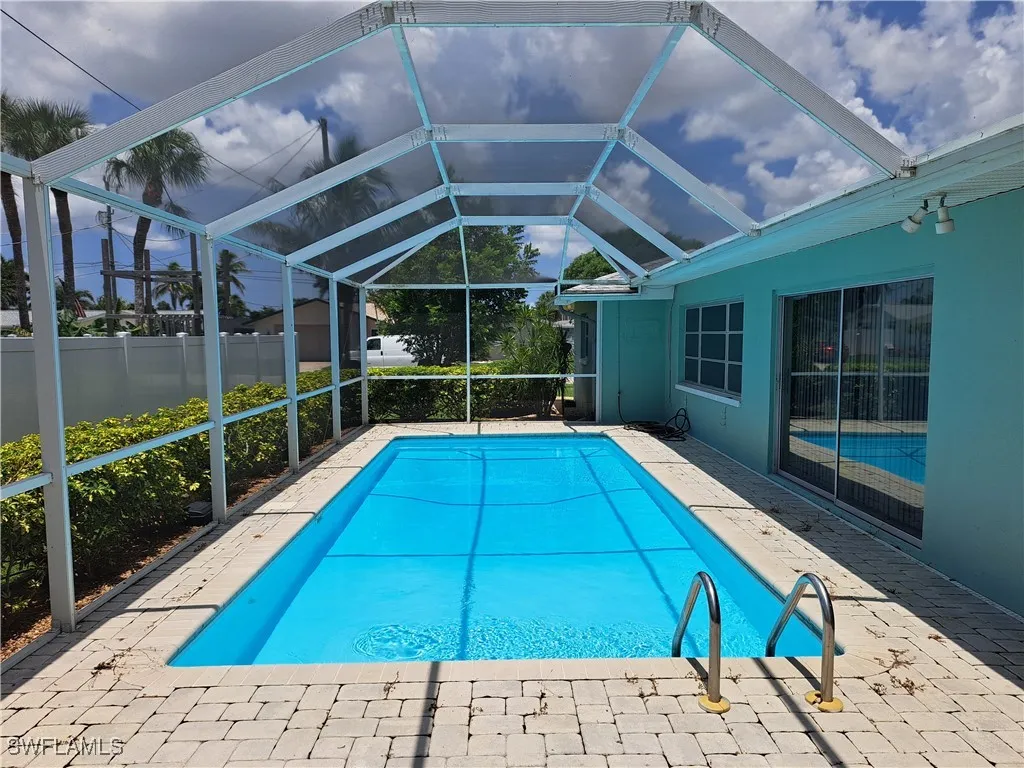 North Fort Myers, Florida 33903, United States, 3 Bedrooms Bedrooms, ,2 BathroomsBathrooms,Residential,Active,164137