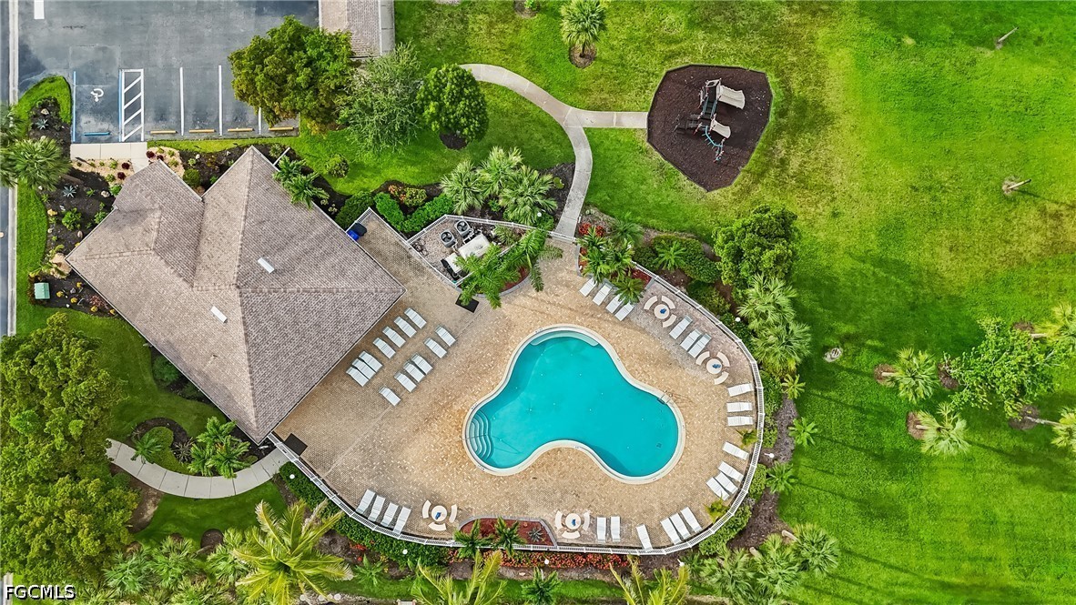 3647 Pine Oak Circle 103