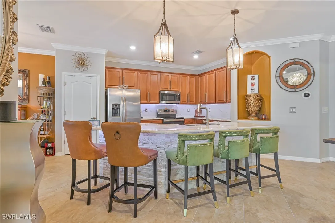 Fort Myers, Florida 33905, United States, 4 Bedrooms Bedrooms, ,2 BathroomsBathrooms,Residential,Active,97823