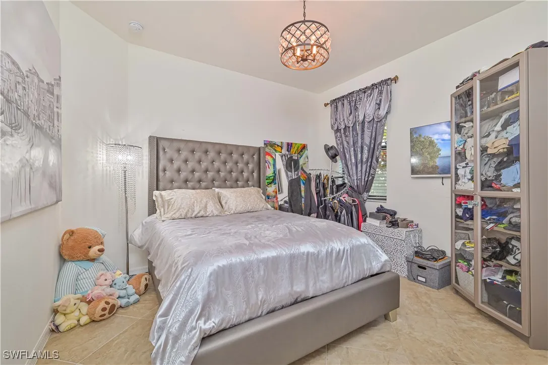 Fort Myers, Florida 33905, United States, 4 Bedrooms Bedrooms, ,2 BathroomsBathrooms,Residential,Active,97823