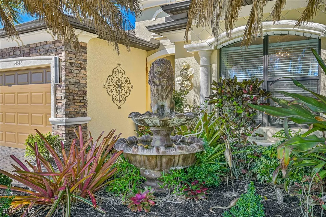 Fort Myers, Florida 33905, United States, 4 Bedrooms Bedrooms, ,2 BathroomsBathrooms,Residential,Active,97823