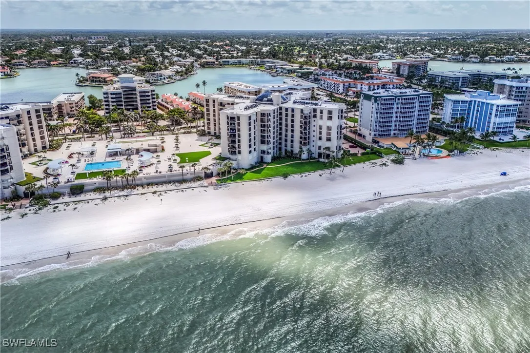 Naples, Florida 34103, United States, 2 Bedrooms Bedrooms, ,3 BathroomsBathrooms,Residential,Active,213207