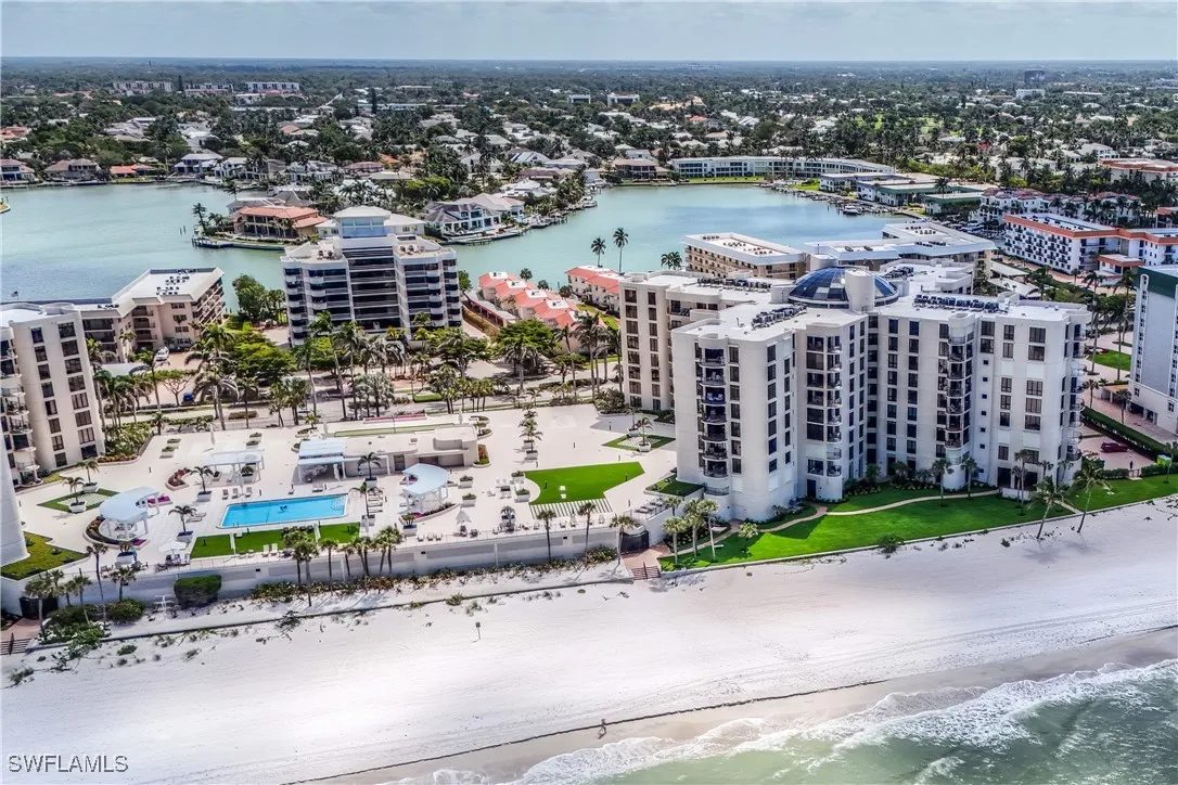 Naples, Florida 34103, United States, 2 Bedrooms Bedrooms, ,3 BathroomsBathrooms,Residential,Active,213207