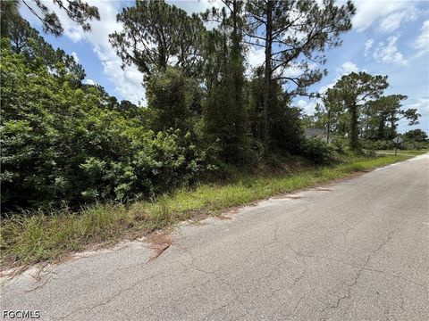 Tiny photo for 1504 Dixie Avenue, Lehigh Acres, FL 33972 (MLS # 2026031027)
