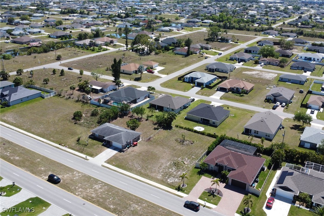 406 Tropicana Parkway W