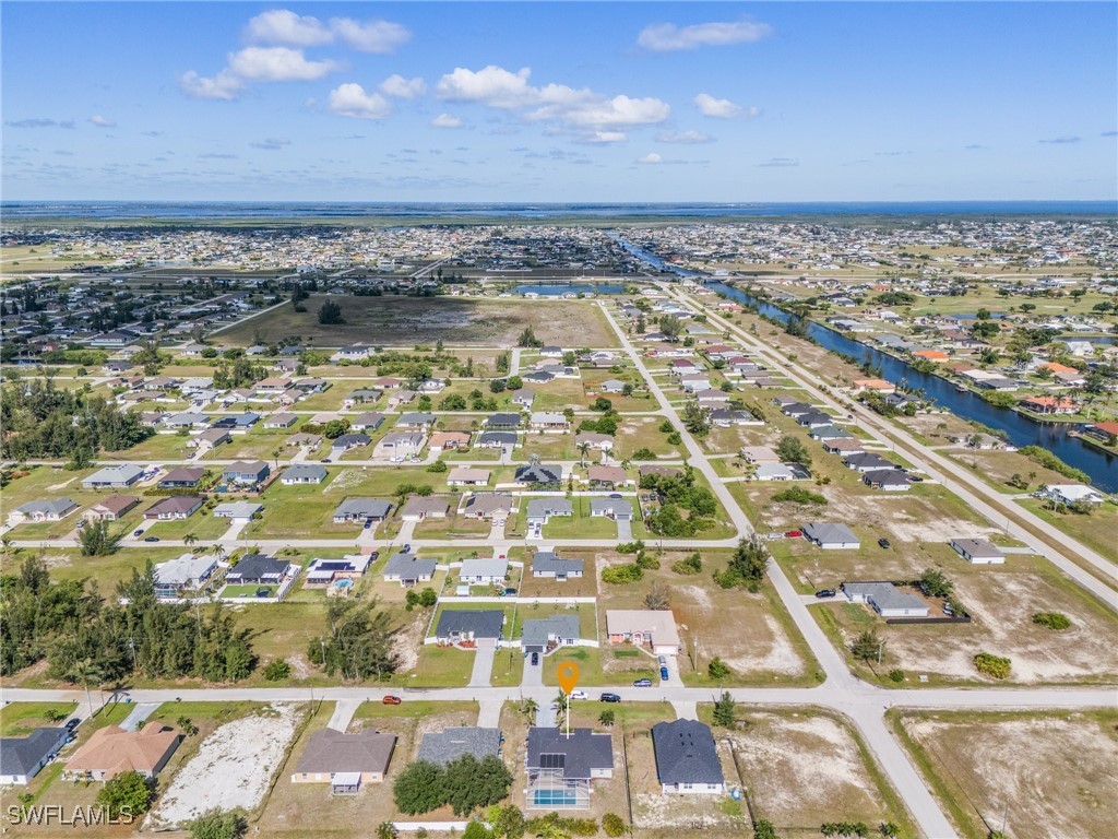 1233 NW 26th Place