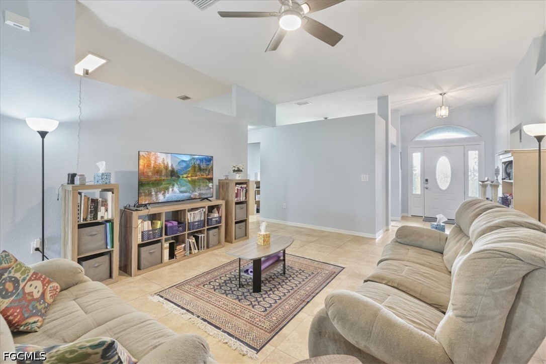 1605 SW 28th Street